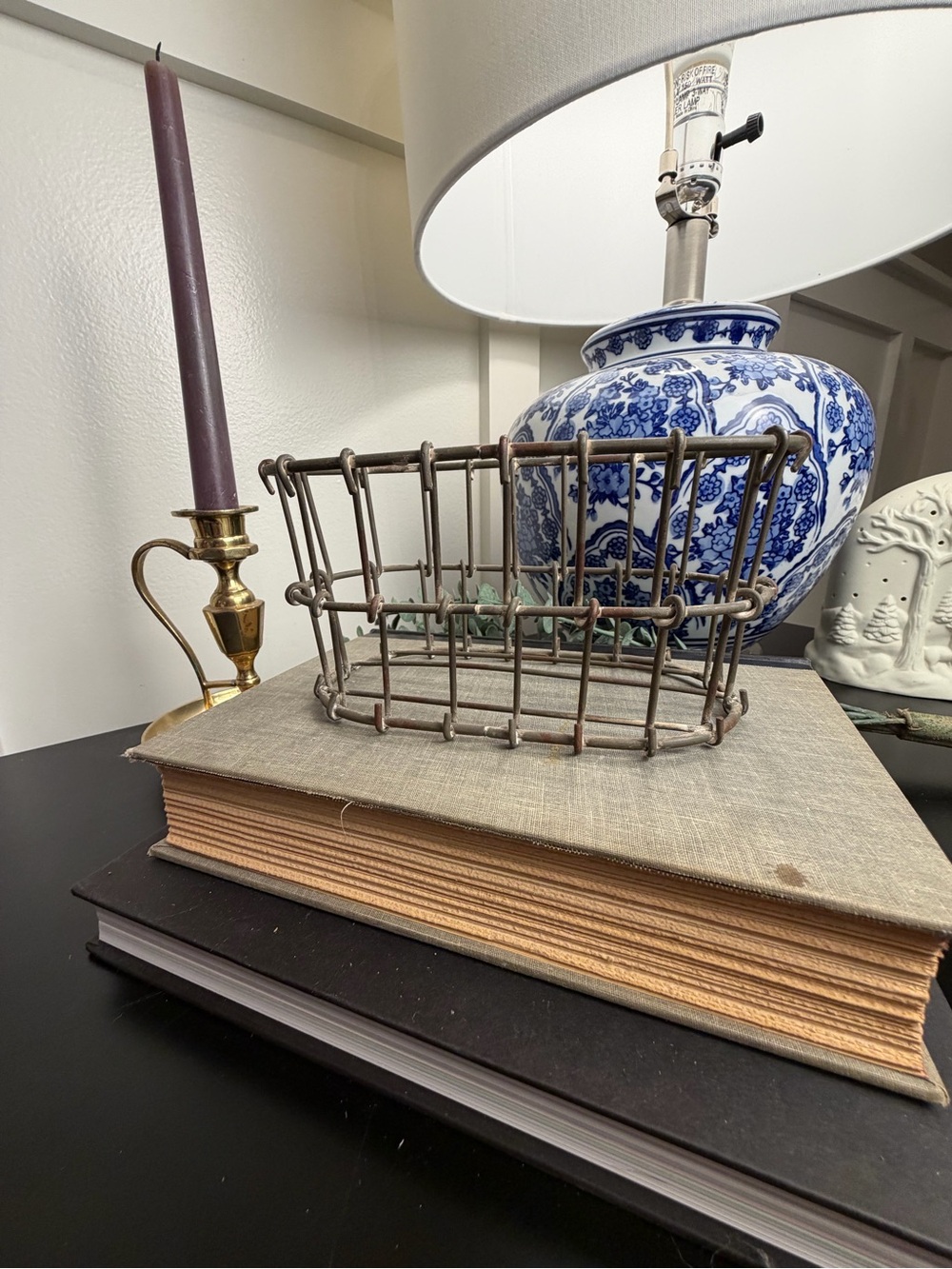 Vintage Rustic Metal Wire Basket Oval Farmhouse Storage Basket